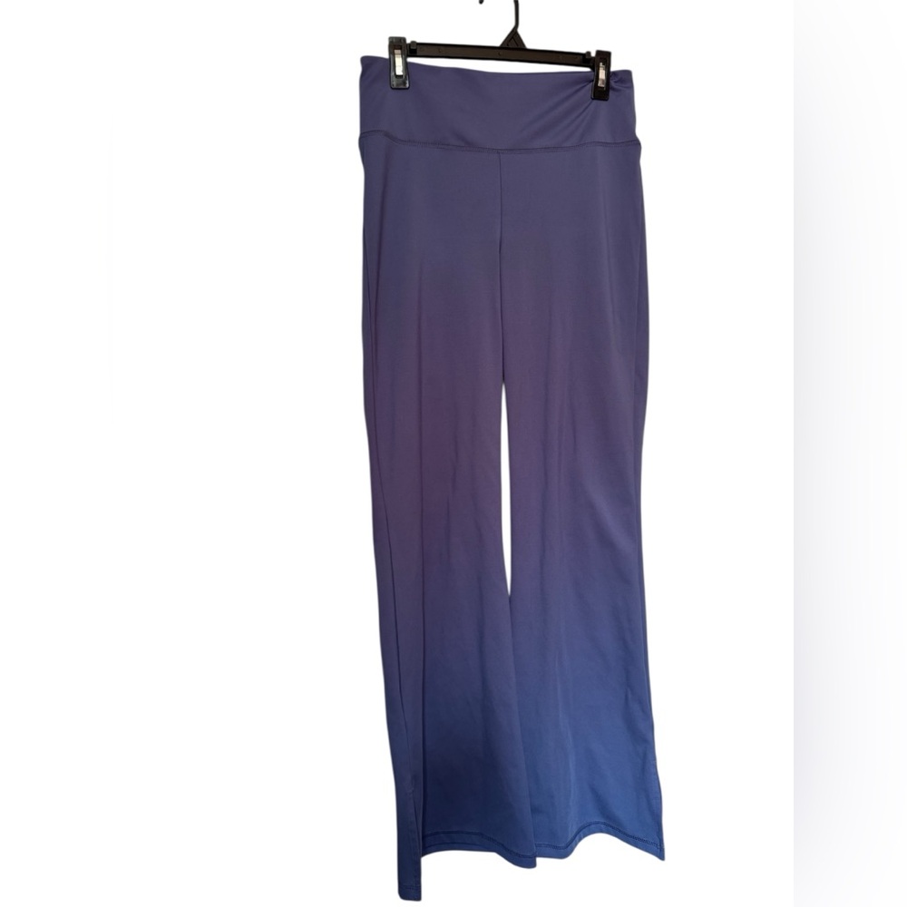 American Eagle Everything Flare‎ leggings L